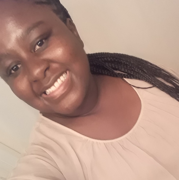 Welcome to my Closet - Picture 1 of 1